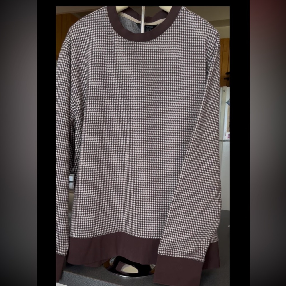 Banana Republic Black and White Houndstooth 
Sweater